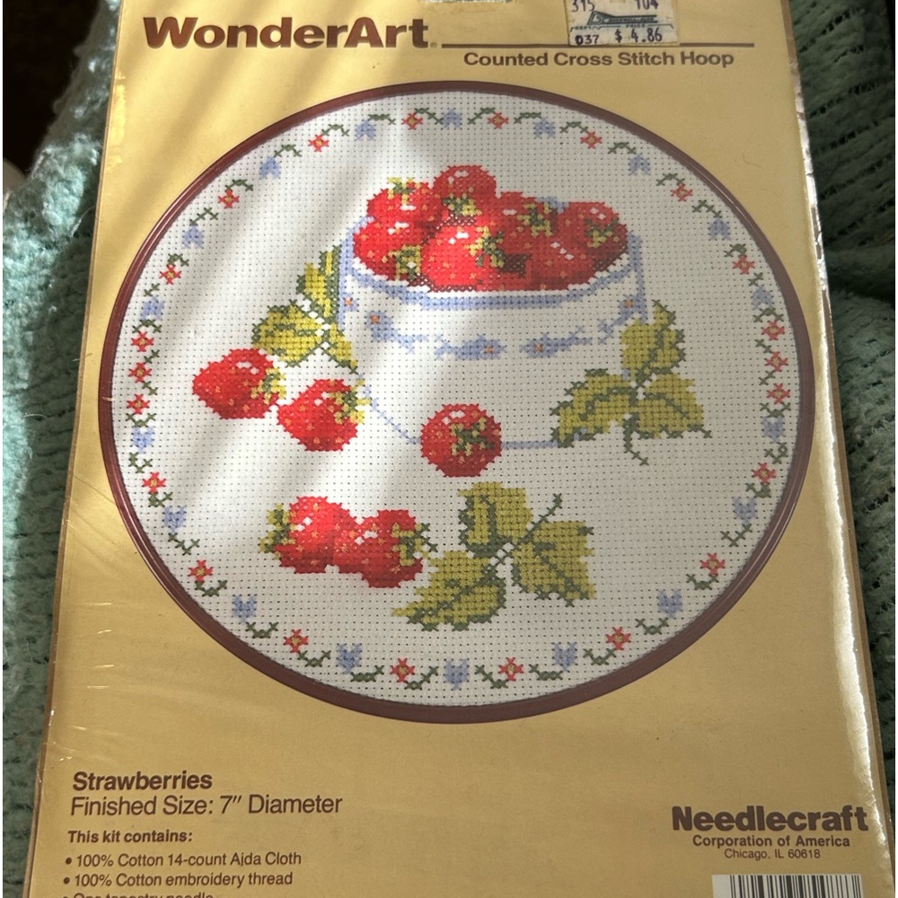 Vintage Cross Stitch. WonderArt Strawberries Counted Cross Stitch Hoop Kit 7"